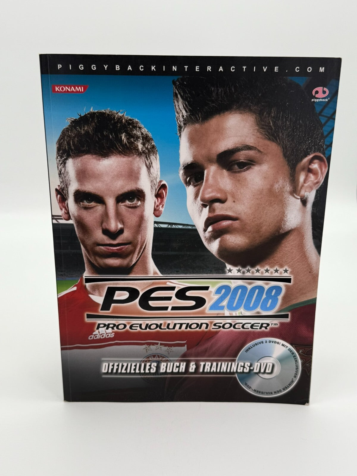 PES 2008 Pro Evolution Soccer Guide officiel Très bon état + DVD