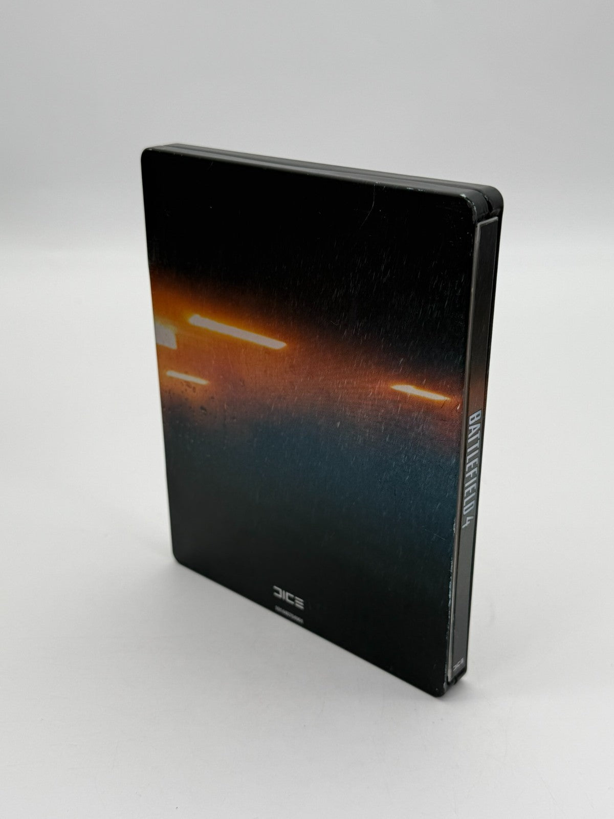 Battlefield 4 Steelbook bon état sans jeu