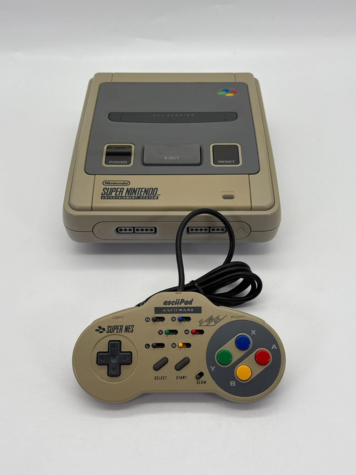 Nintendo SNES Console including 1x Controller good condition yellowed