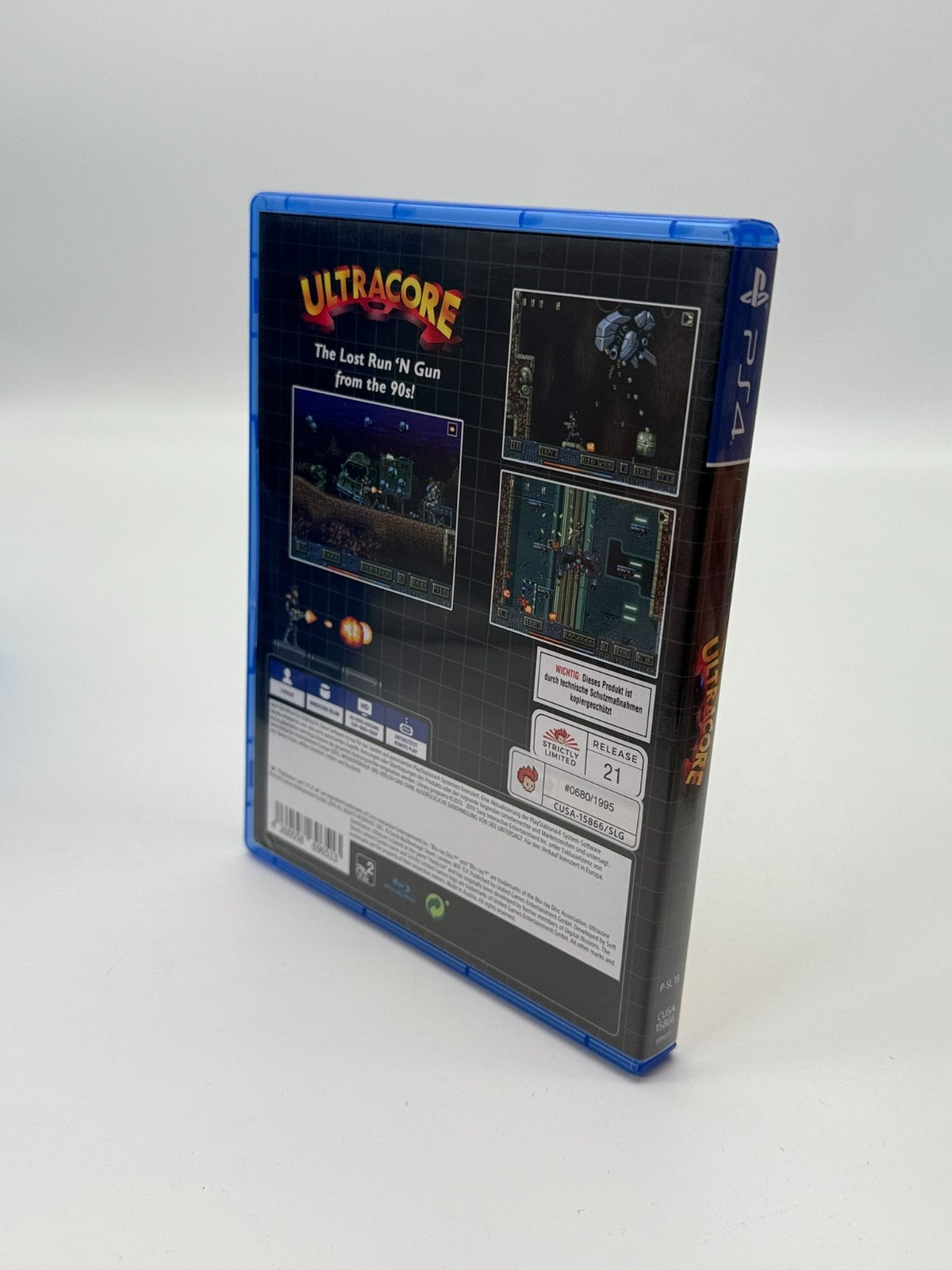 Ultracore Sony Playstation 4 Neuwertiger Zustand CIB OVP