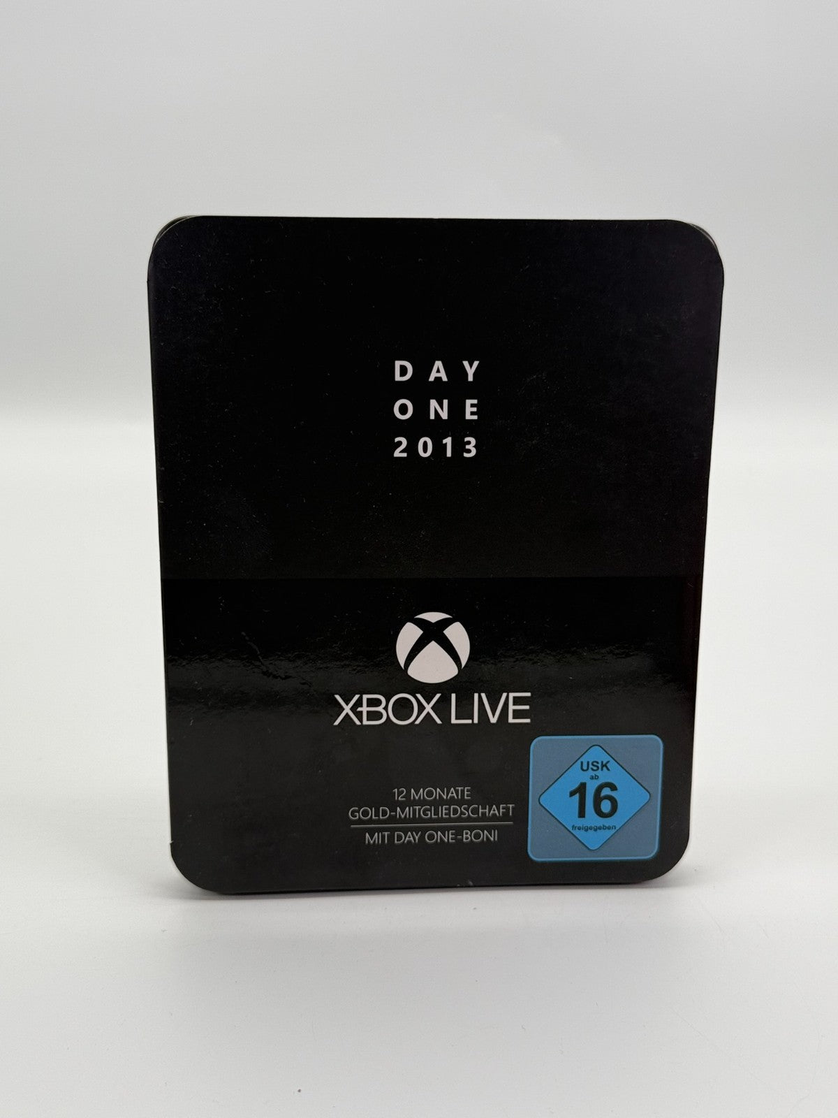 Xbox One Day One 2013 Steelbook Good Condition No Code