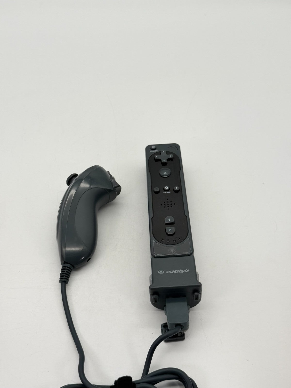 Snakebyte Nintendo Wii Remote mit Nunchuk guter Zustand