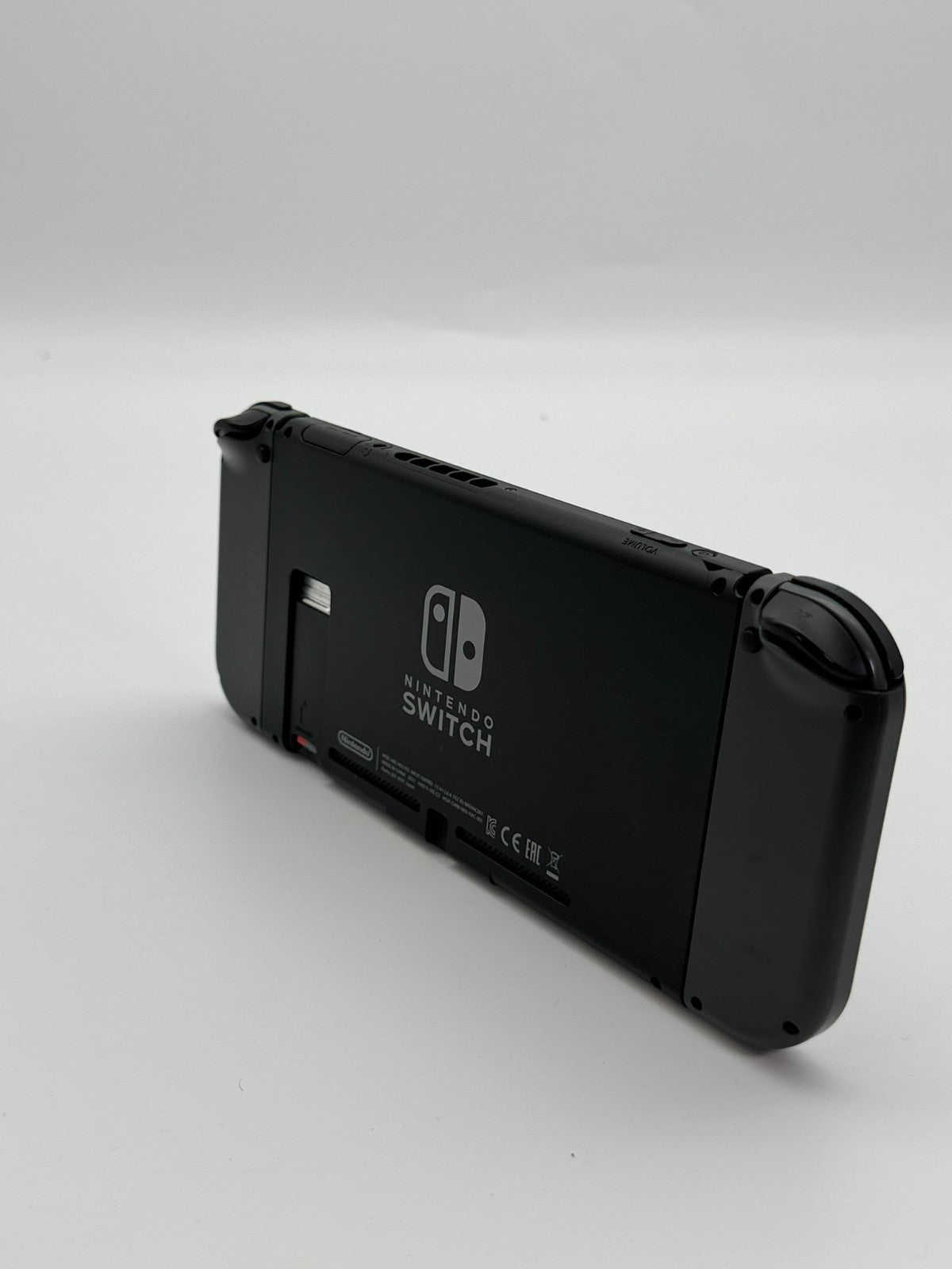 Nintendo Switch V2 Konsole Grau guter Zustand mit Originalverpackung hintere Halterung fehlt
