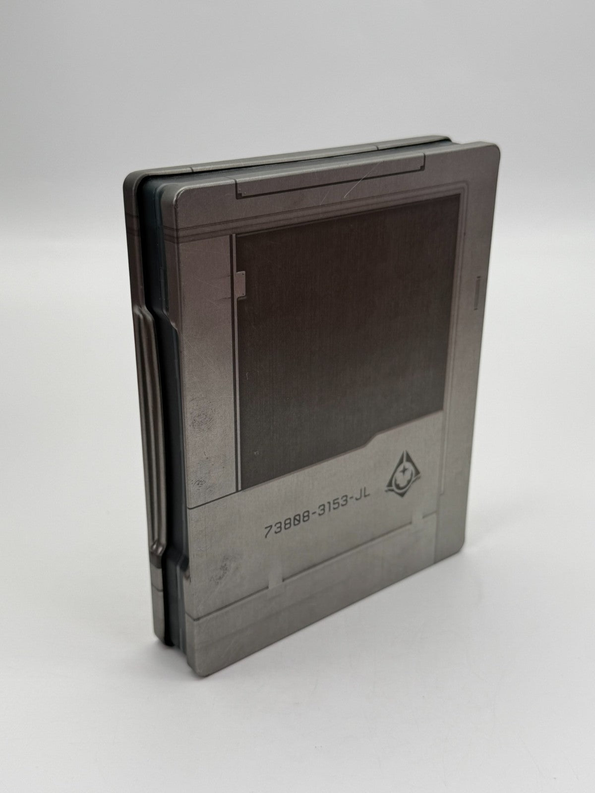Halo 5 Guardians Limited Edition Steelbook Microsoft Xbox One with Game
