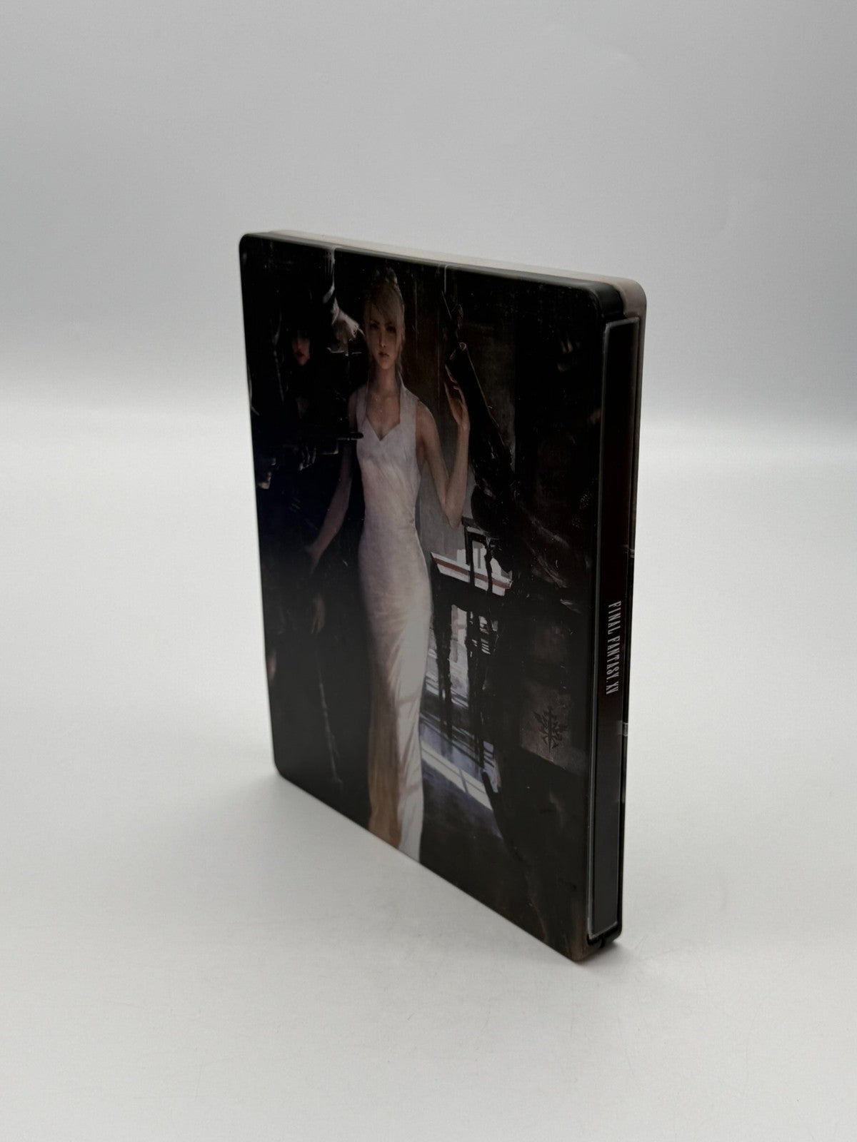 Final Fantasy XV Steelbook Sony Playstation 4 Très bon état avec jeu
