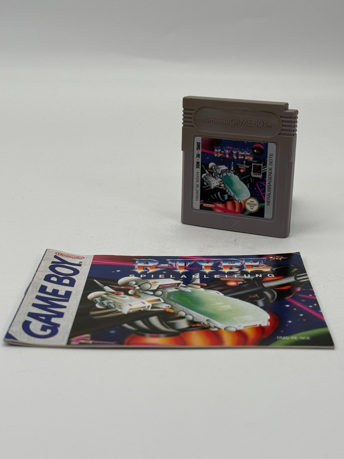 Solar Striker Nintendo Game Boy Bon état Manuel & Cartouche