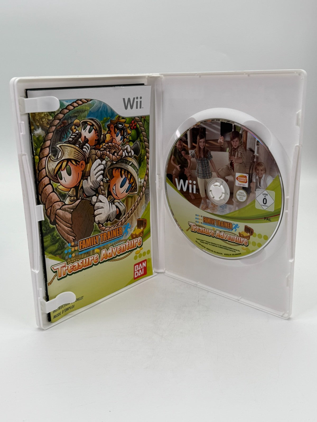 Family Trainer Treasure Adventure Nintendo Wii bon état complet en boîte